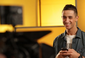 Foto 1 Videoclip Yes-R